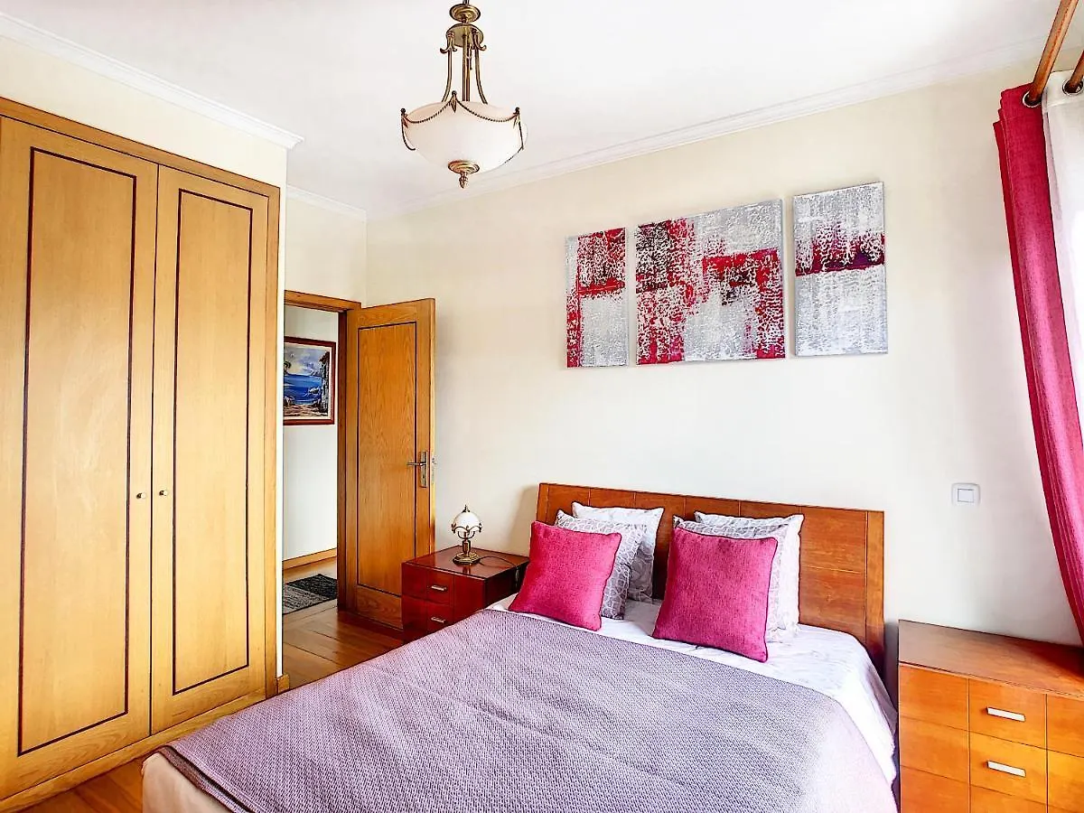 Gemini Apartment By Lovelystay فونشال