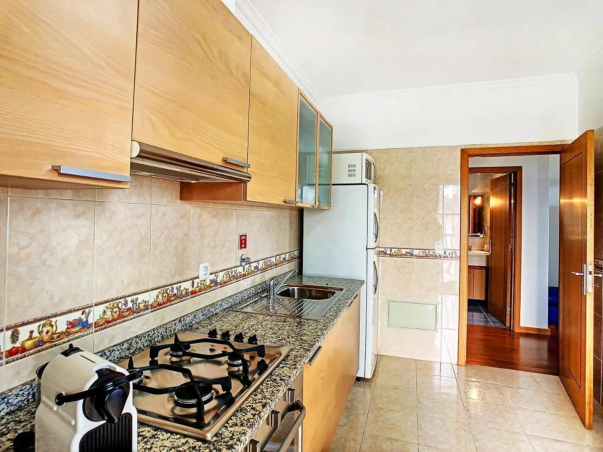 Gemini Apartment By Lovelystay فونشال 0*,